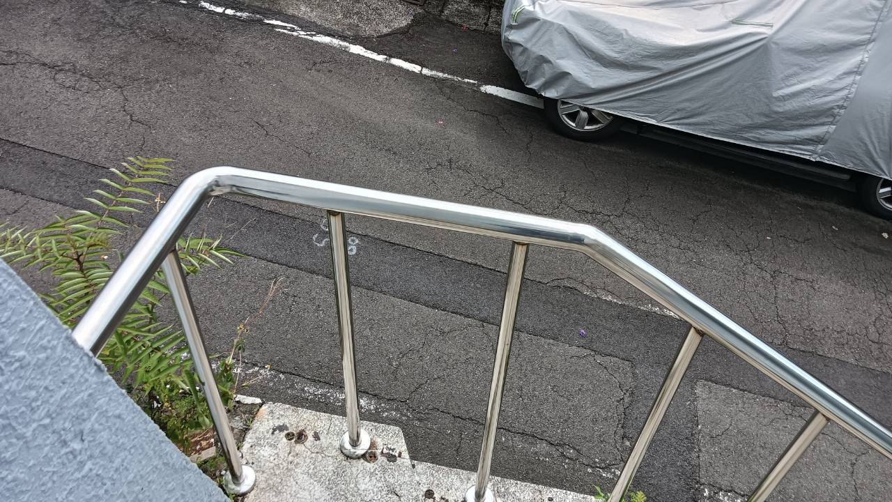 住宅不鏽鋼樓梯扶手・戶外安全欄杆工程 工程實績照片